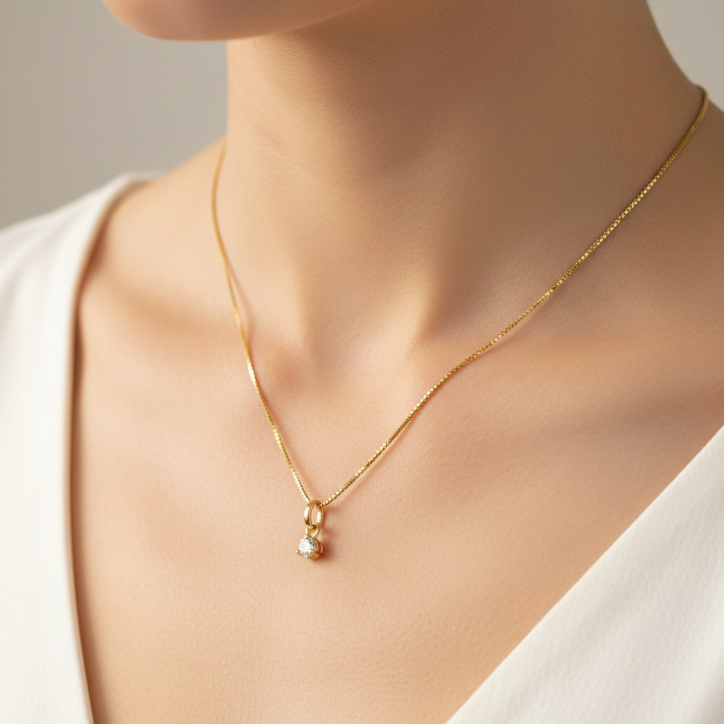 Venezianer Kette mit Weißem Topas am Hals